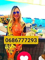 Belle blonde à Béziers