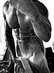 Accompagnateur pour femme uniquement