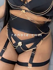 Mia HOT