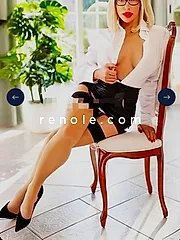 Clémence sexy