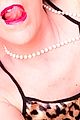 TRANNY PASSIVE COUGARE REÇOIT ACTIFS A SOULAGER
