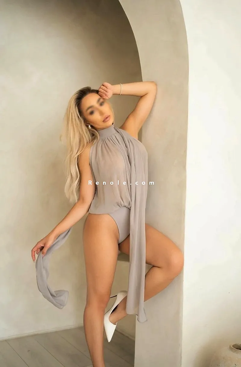 Sandra la blonde des coeurs #5