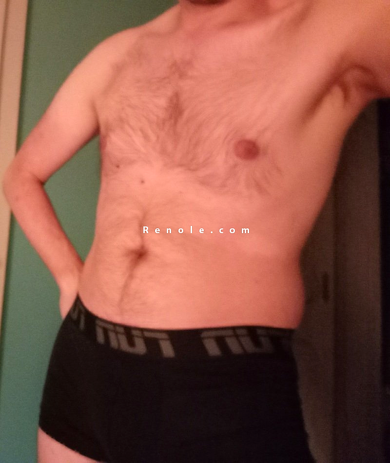 Jeune homme coquin à votre porte #1