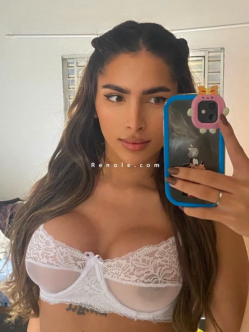 Victoria Uccman #1