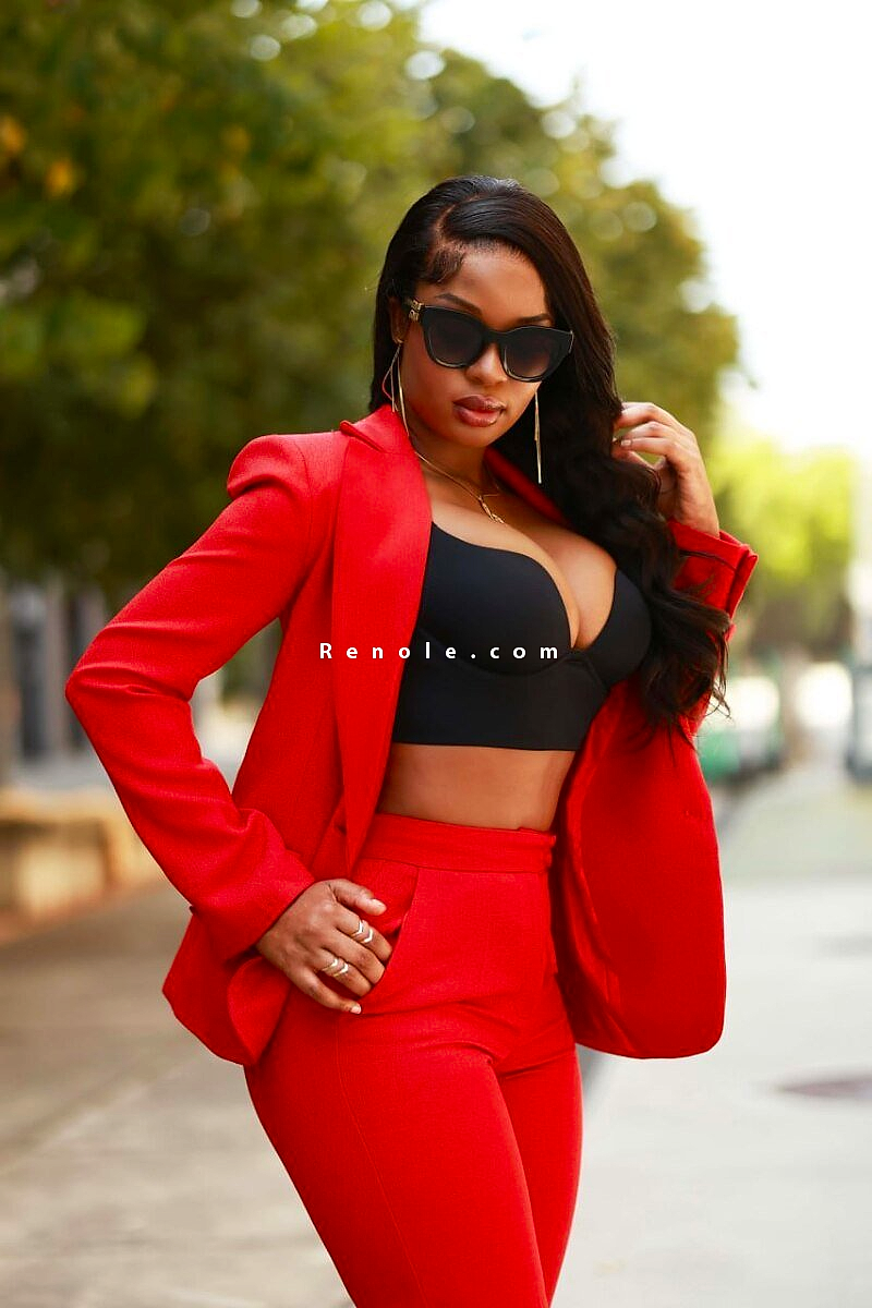 Je suis une fille énergique, ouverte et joyeuse. #7