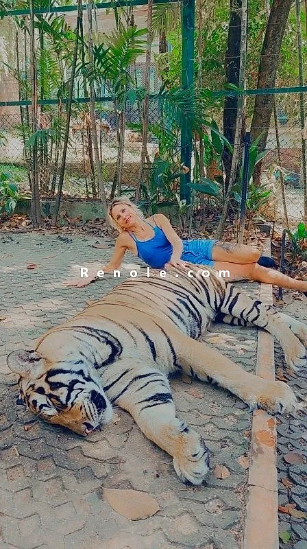 LYVIAACTRICEPORNO #3