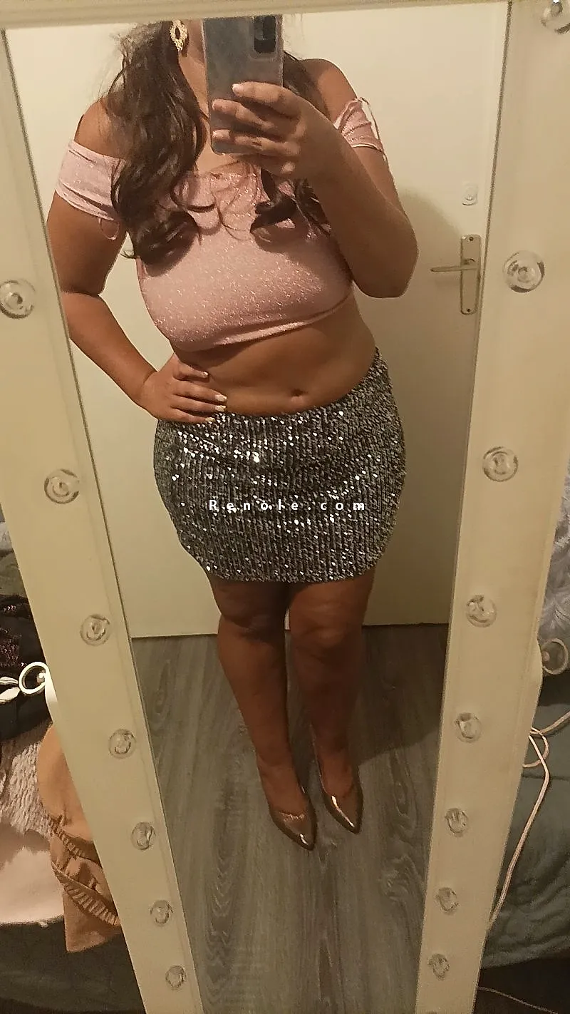 Bonjour Yasmine jolie brune #1