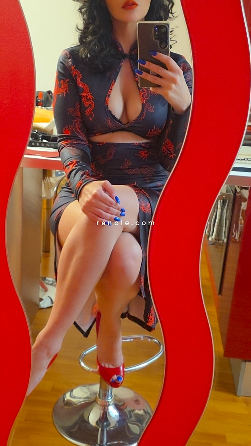 Déesse Esmeralda – Dominatrice à Lyon #2