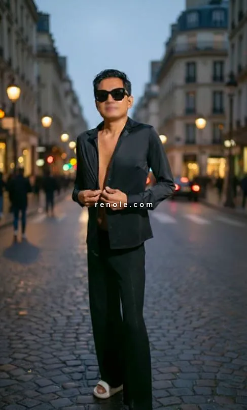 Jeune trans très féminine, mince et sensuelle #3