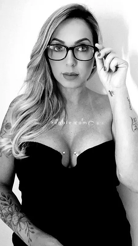 LAURA MILF #1