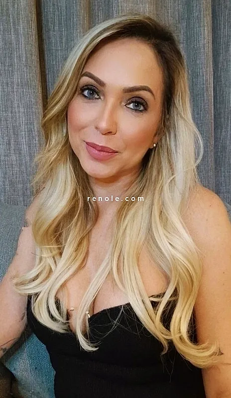 LAURA MILF #4