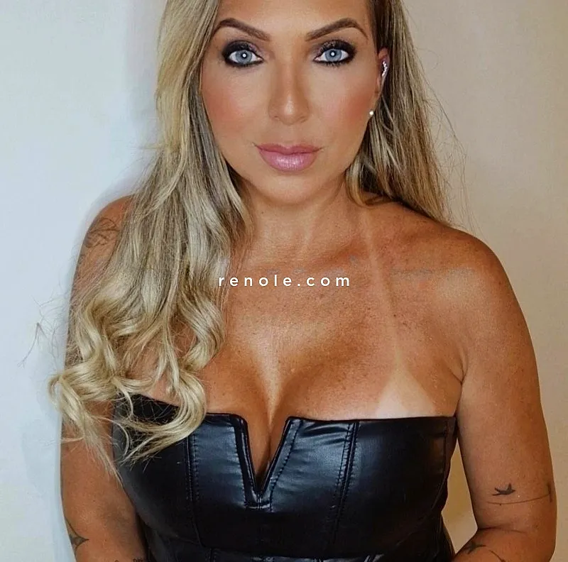 LAURA MILF #6