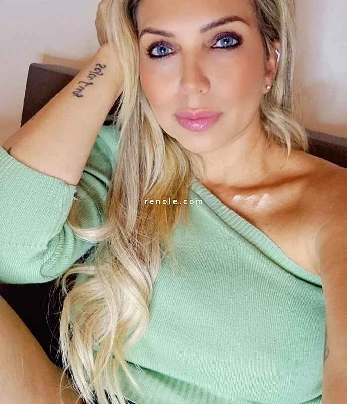 LAURA MILF #7