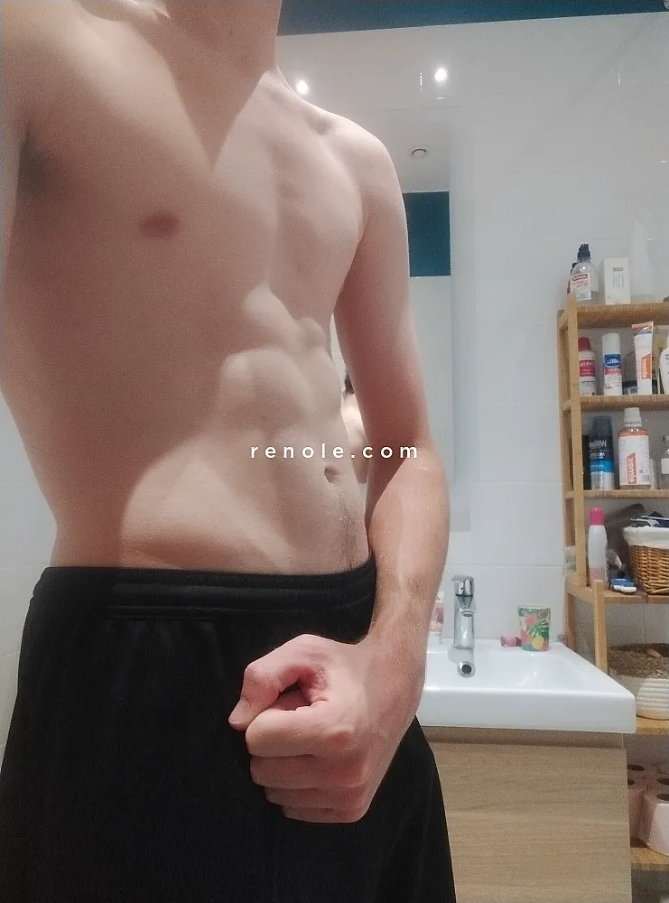 Beau jeune homme bien foutu #1