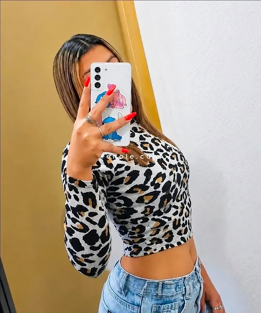 Hanane chaude coquine #1