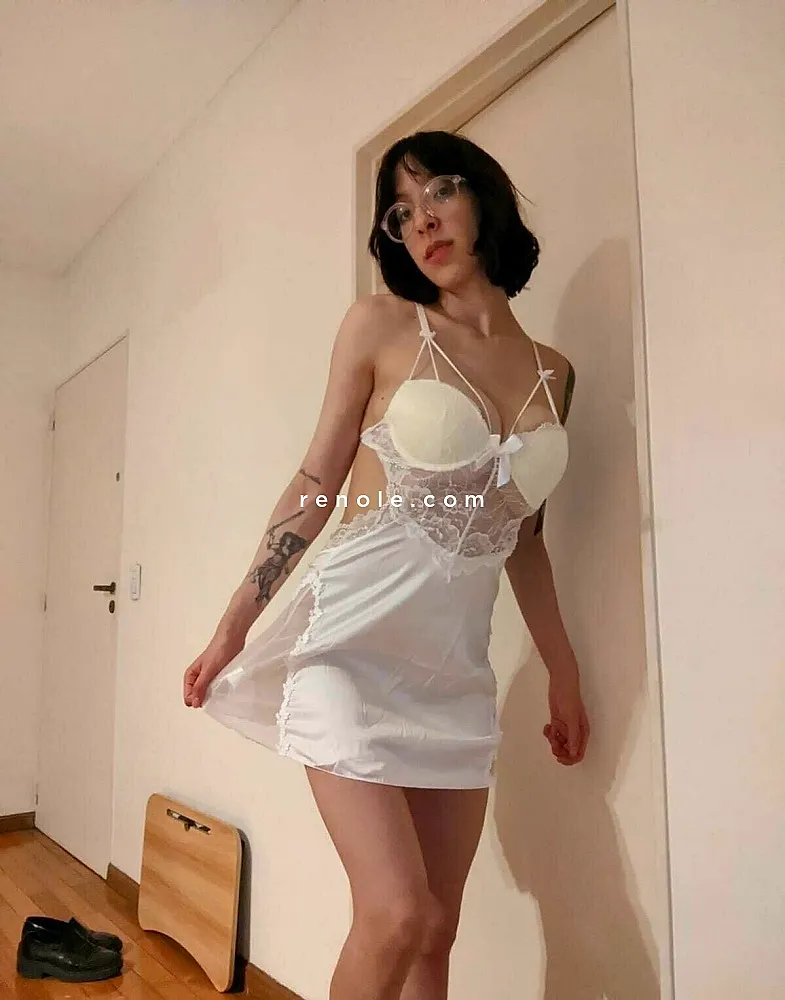 Femme sensuelle et glamour pour bon homme chaud. #1
