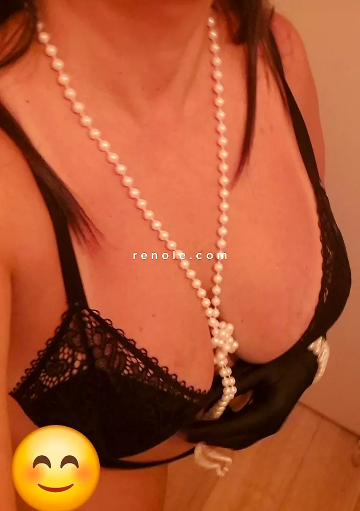 Jessica, élégante et discrète #2