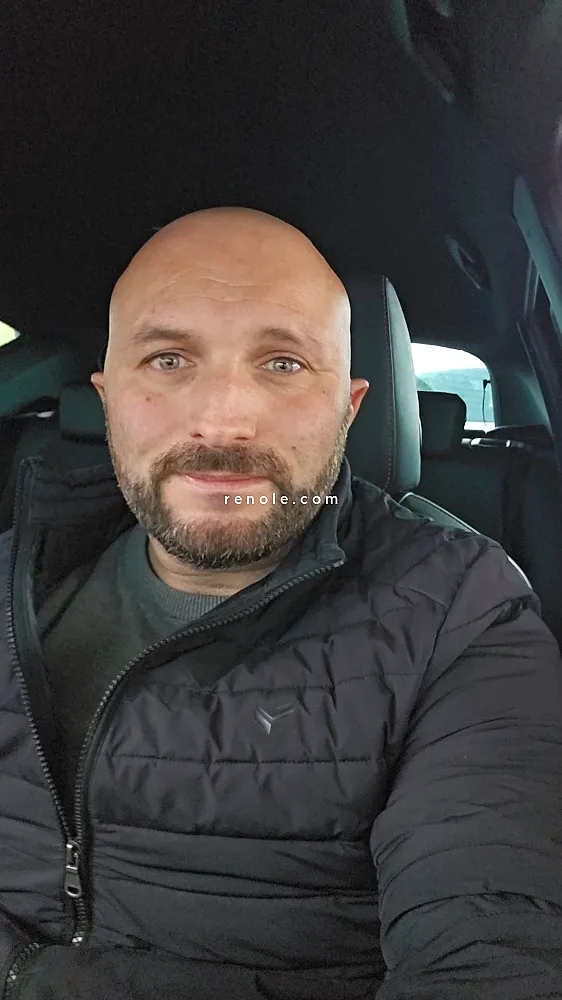 Homme Sportif et calins #3