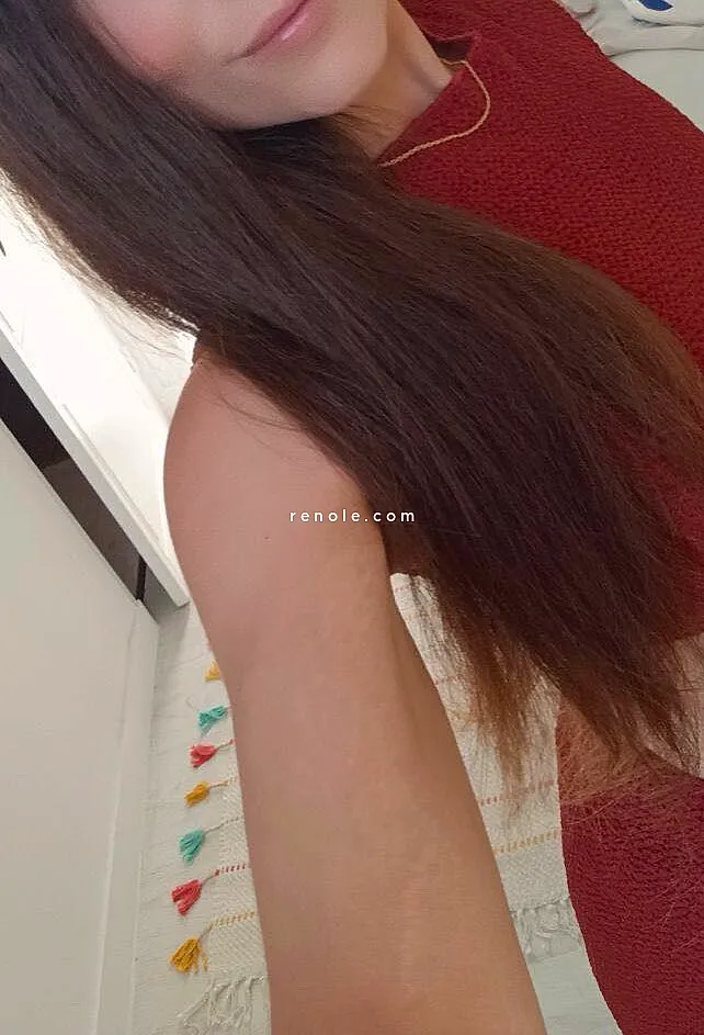 Brunette 27 ans #2