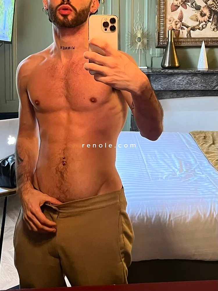 Jeune Homme Actif Dispo et Chaud 😈😇 #2