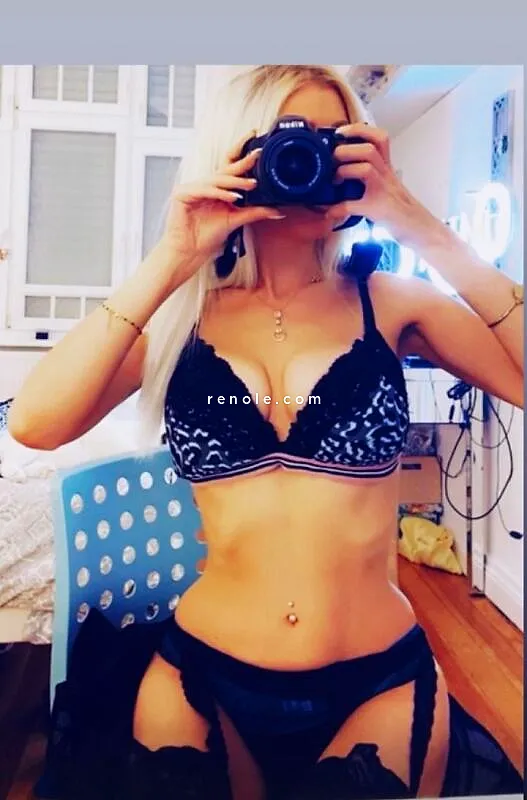 Blonde svelte et parfaite #3