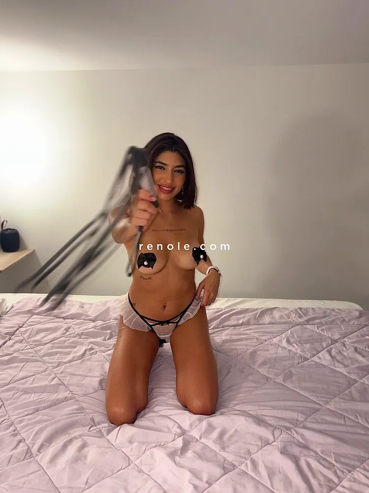 Alanna, mince, sexy et gourmande. ❤️😋 #5