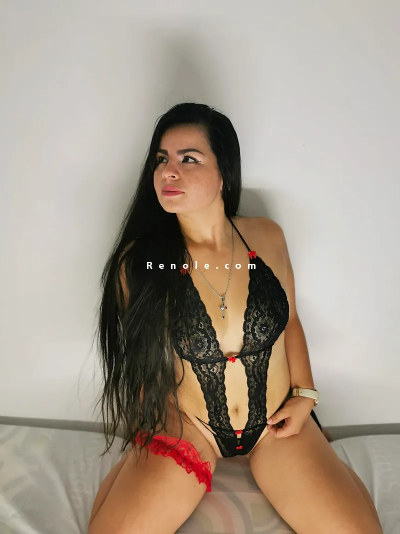 Colombiana hermosa de 28 años caliente y cariñosa #4