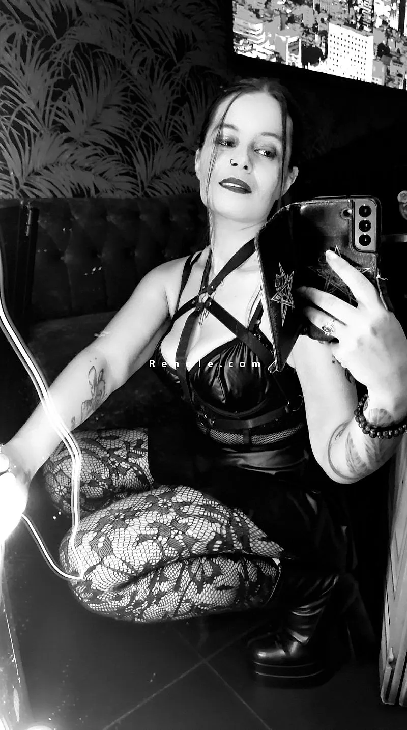 Madamestrella #2