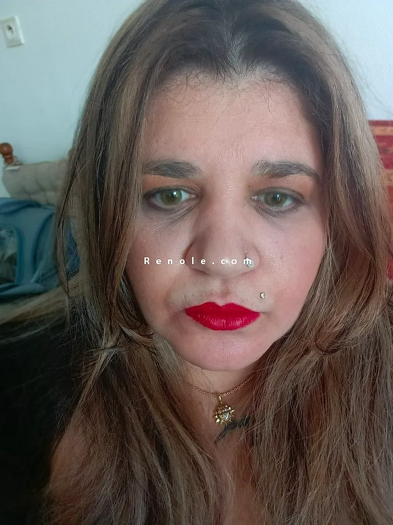 Jeune femme très ronde franco marocaine #4